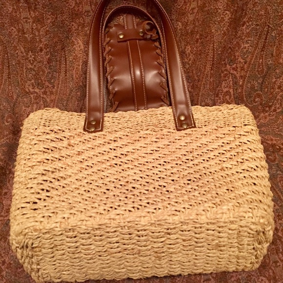 💘HP💘 Express Leopard Beach Tote w Leather - Picture 4 of 7